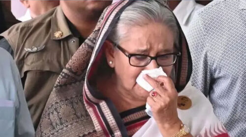 আজ শেষ হচ্ছে ভিসার মেয়াদ, কাল থেকে ভারতে ‘উদ্বাস্তু’ শেখ হাসিনা